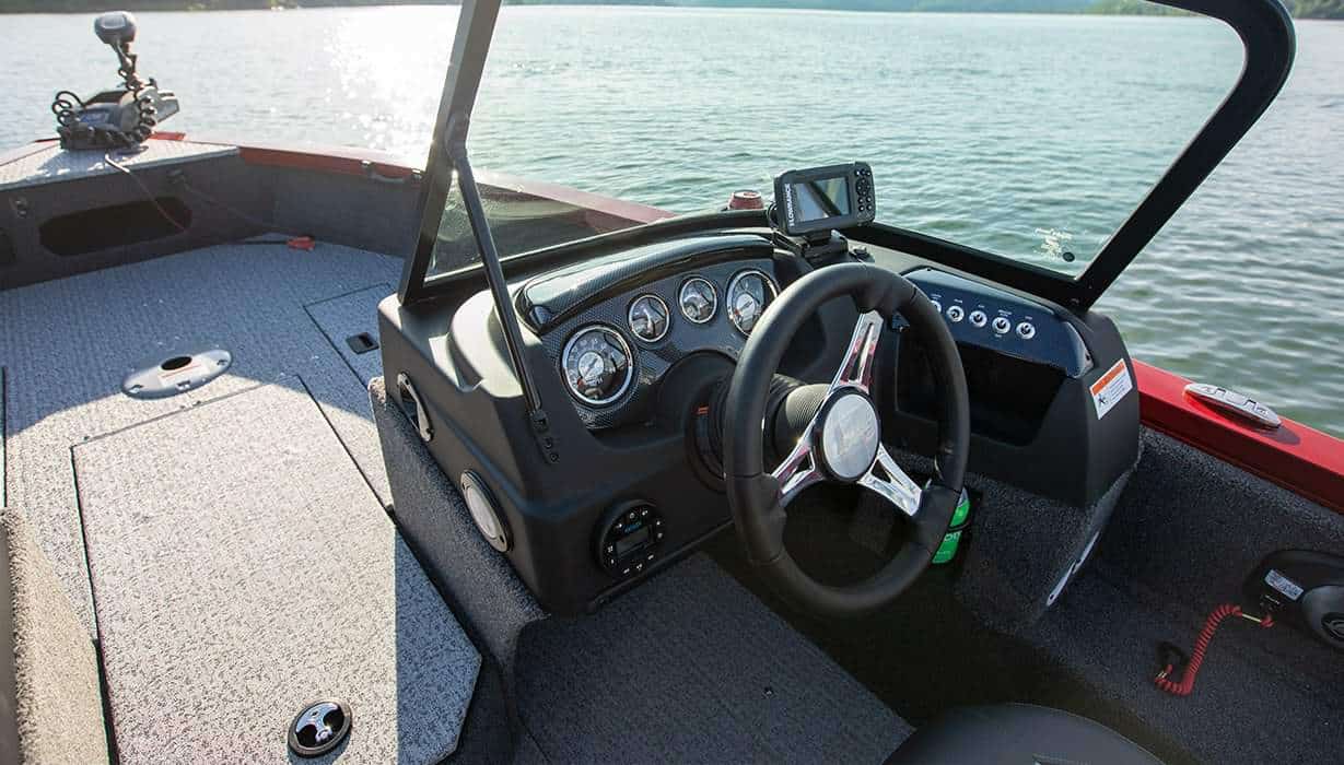 Lowe FM 1900 WT Console