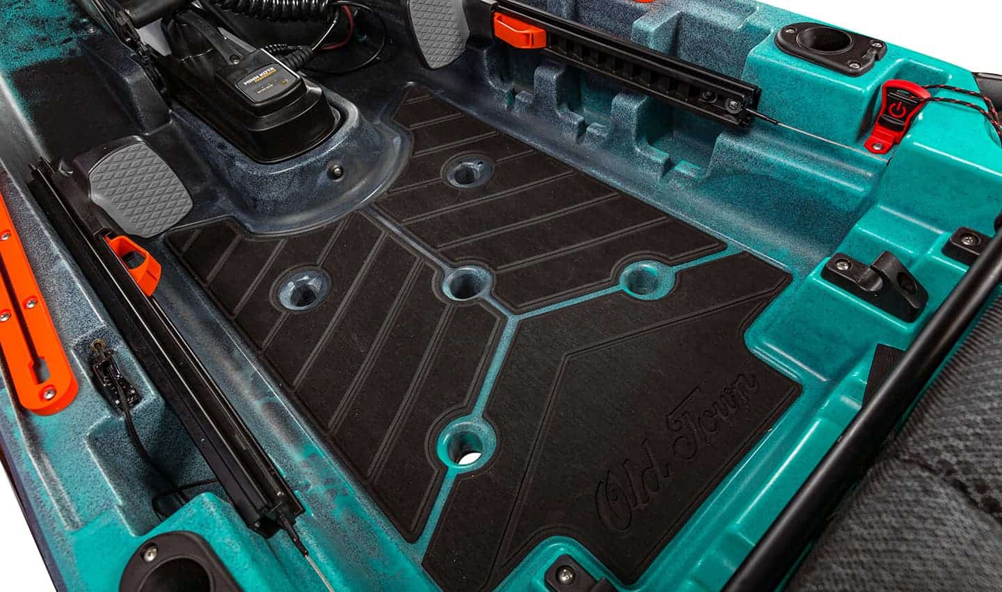 Wide Cockpit for Comfort and Stability