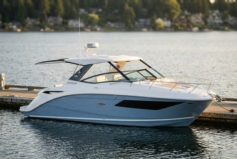 2025 Sea Ray Sundancer 320 cruiser boat for sale in Seattle, WA