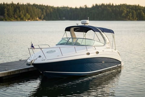 2006 Sea Ray Sundancer 280 cruiser boat for sale in Seattle, WA