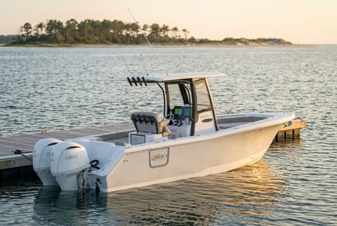 2021 Sea Hunt Gamefish 25 center console boat for sale in Miami, FL