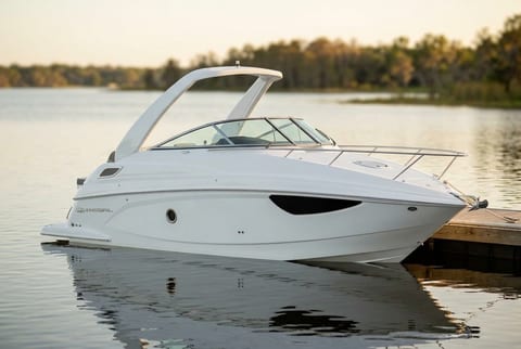 2020 Regal Boats 28 Express cruiser boat for sale in Lewisville, TX