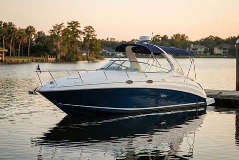 2007 Sea Ray Sundancer 280 cruiser boat for sale in Jacksonville, FL