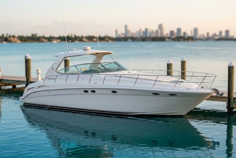 2017 Sea Ray Sundancer cruiser boat for sale in Miami, FL