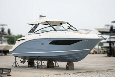 2026 Sea Ray Sundancer 320 cruiser boat for sale in Lewisville, TX