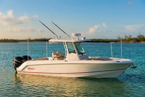 Boston Whaler 280 Outrage center console boat